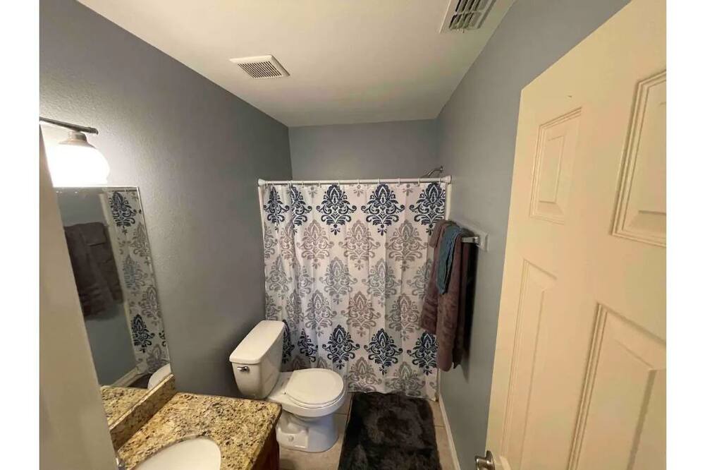Photo of Bathroom in Edinburg