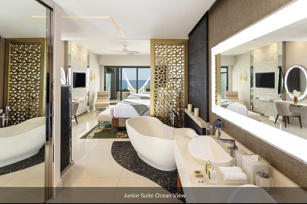 Photo of Bathroom in Los Cangrejos II y III