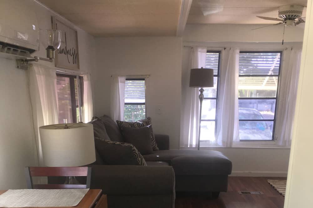 Photo of Livingroom in Mission