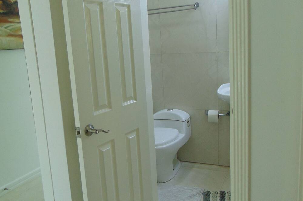 Photo of Bathroom in Tijuana