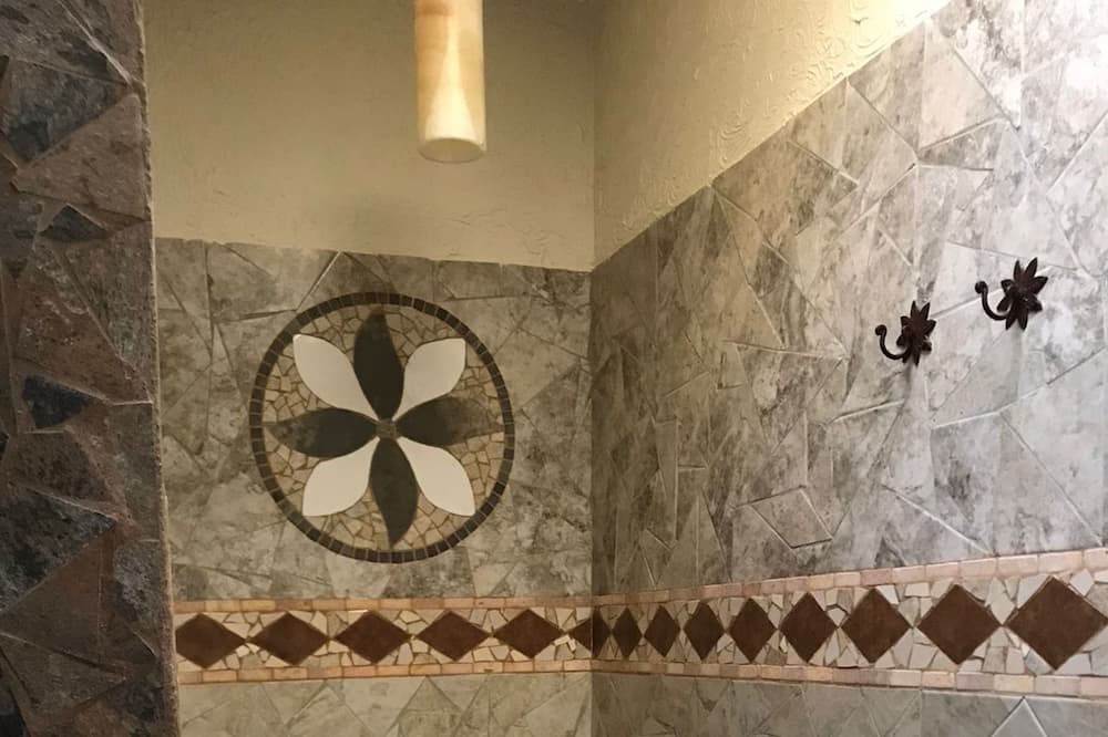 Photo of Bathroom in Riberas del Pilar