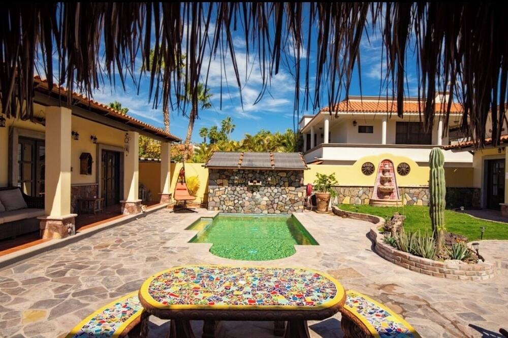 Photo of Outdoor in Loreto