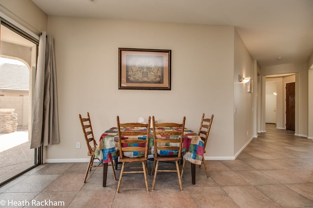 Photo of Kitchen in Wigwam Creek North