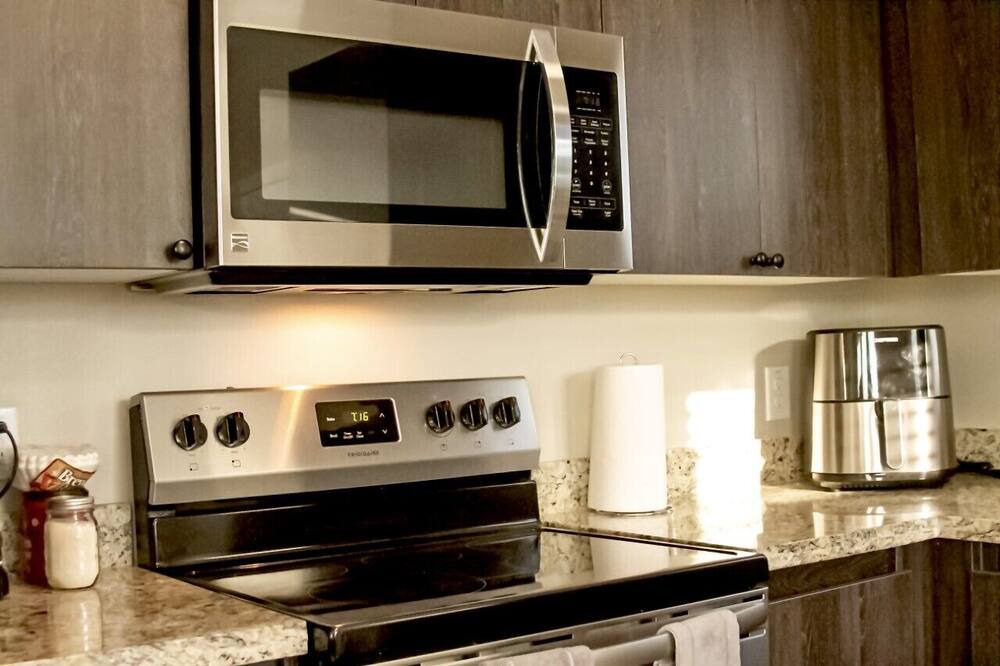 Photo of Kitchen in Edinburg