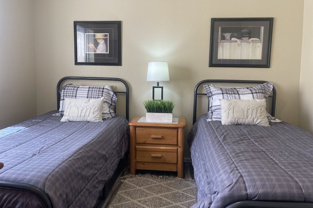 Photo of Bedroom in Fortuna Foothills