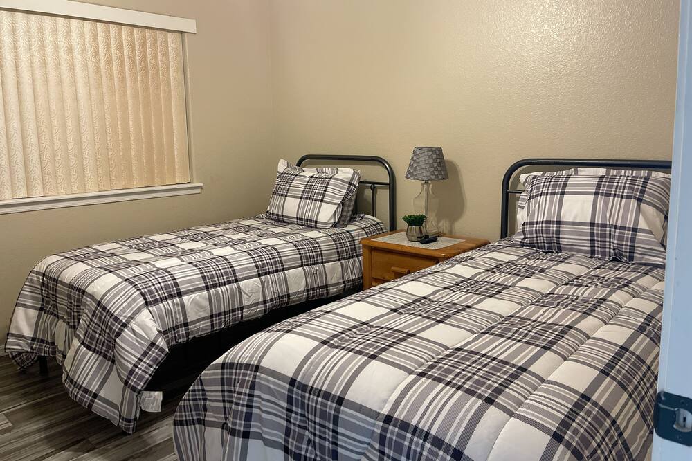 Photo of Bedroom in Fortuna Foothills