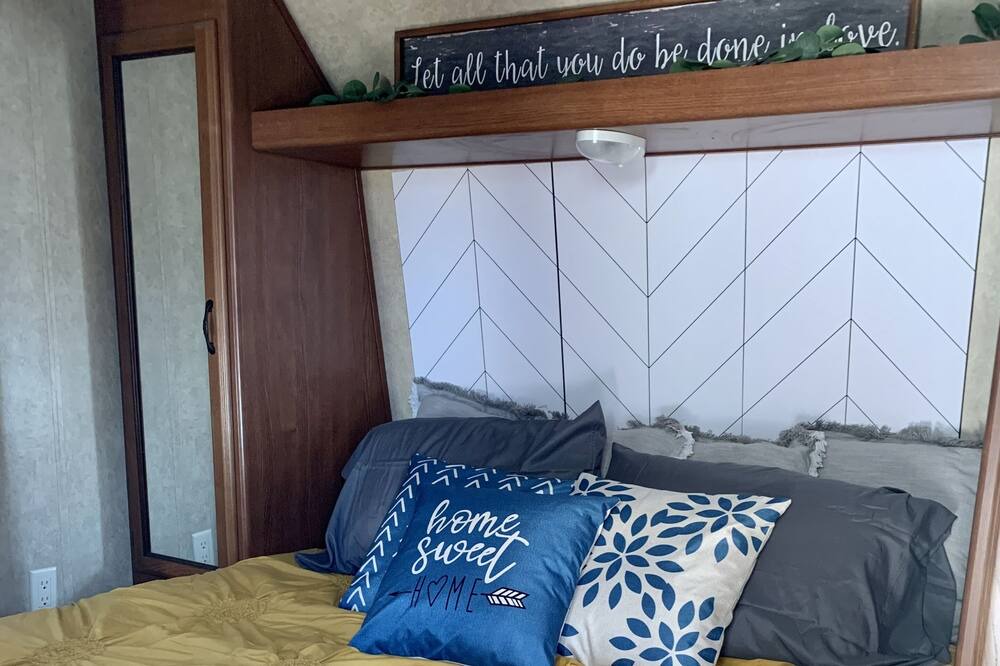 Photo of Bedroom in Mercedes
