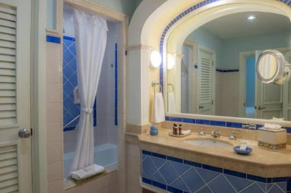 Photo of Bathroom in Cerritos