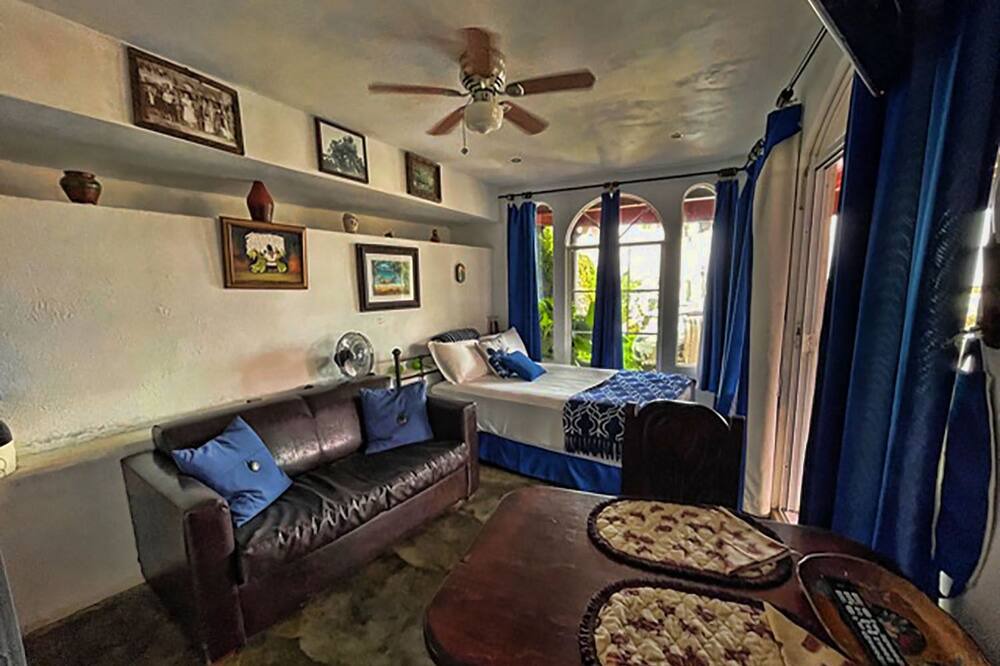 Photo of Livingroom in Primo Tapia