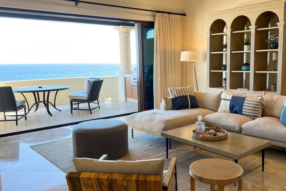 Photo of Livingroom in Buzzards