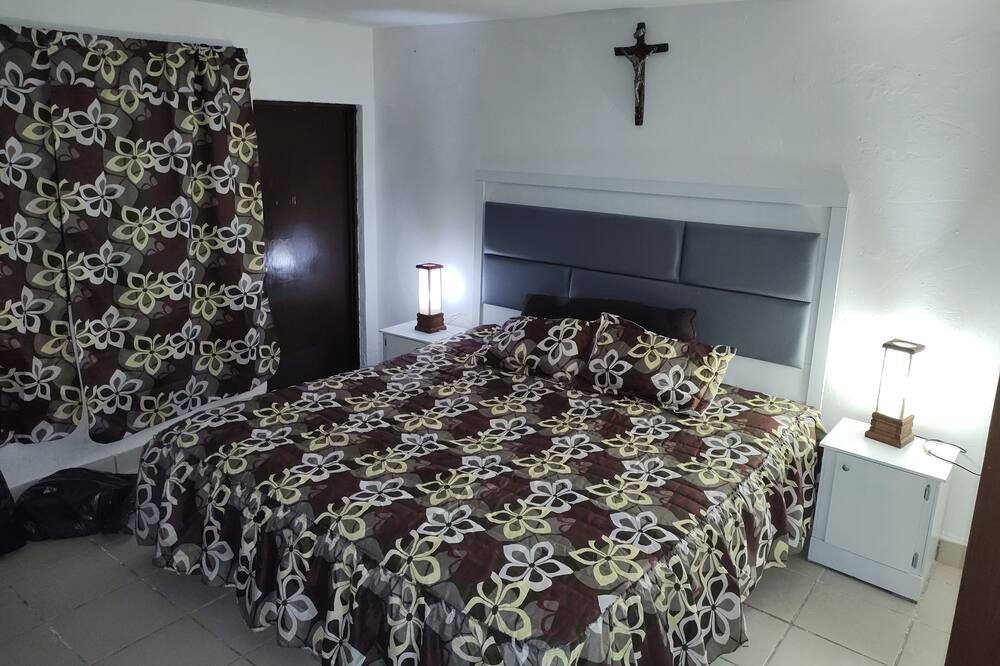 Photo of Bedroom in Tarimbaro