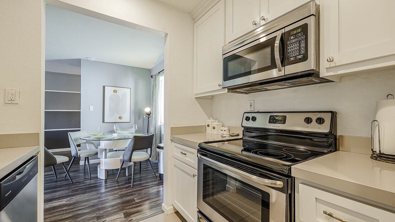 Photo of Kitchen in Entertainment District