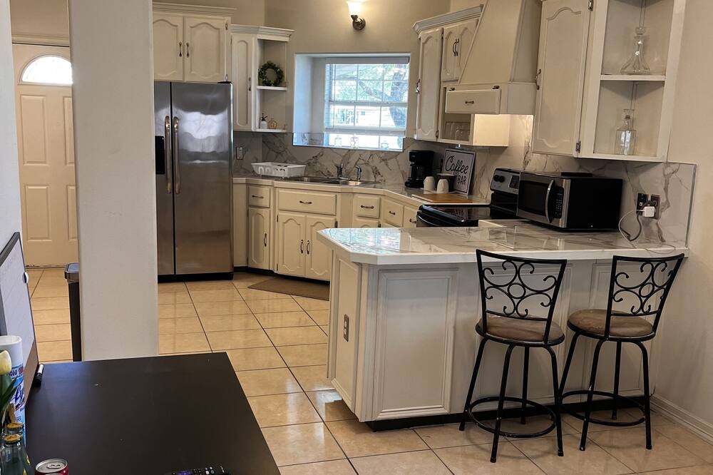 Photo of Kitchen in Mission