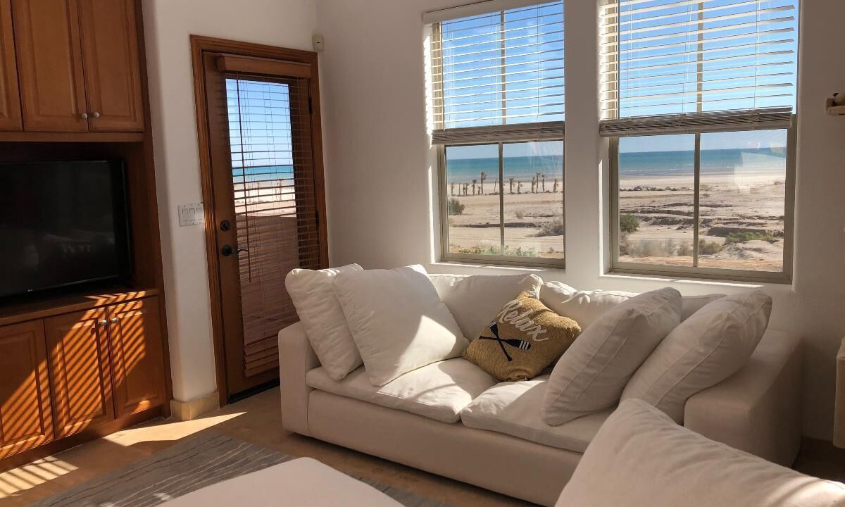 Photo of Livingroom in El Dorado Ranch