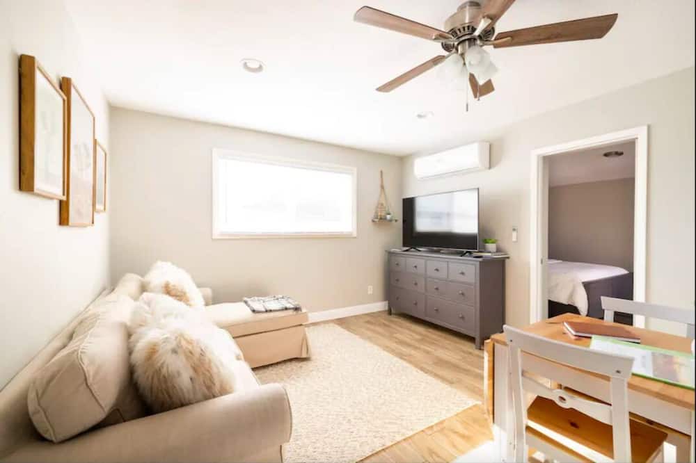 Photo of Livingroom in Tempe