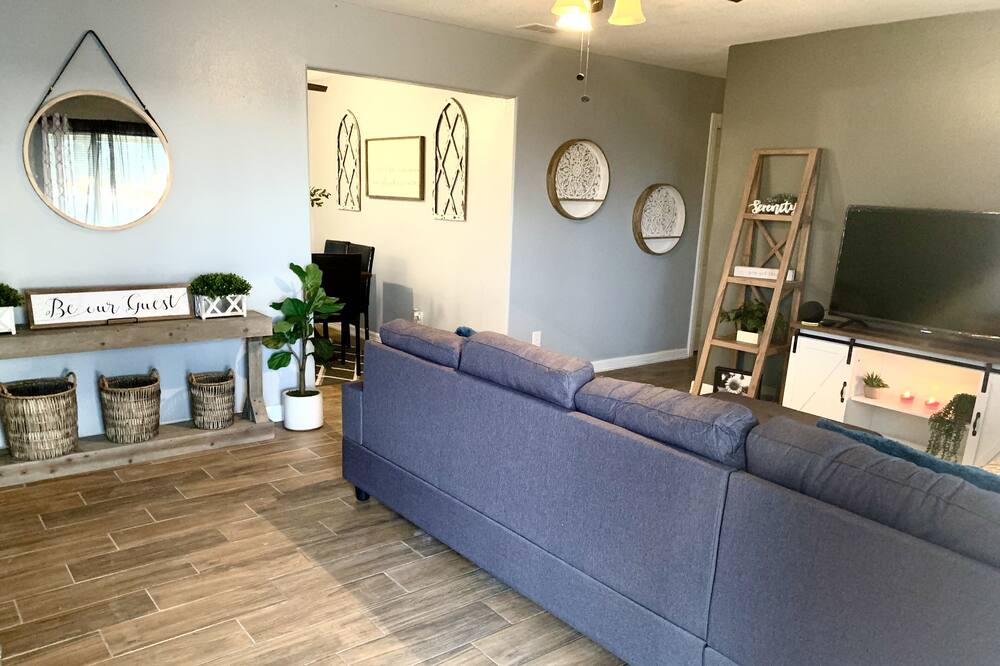 Photo of Livingroom in Mercedes