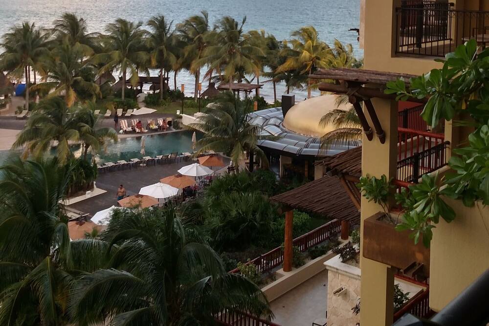 Photo of Patio Balcony in Playa Mujeres