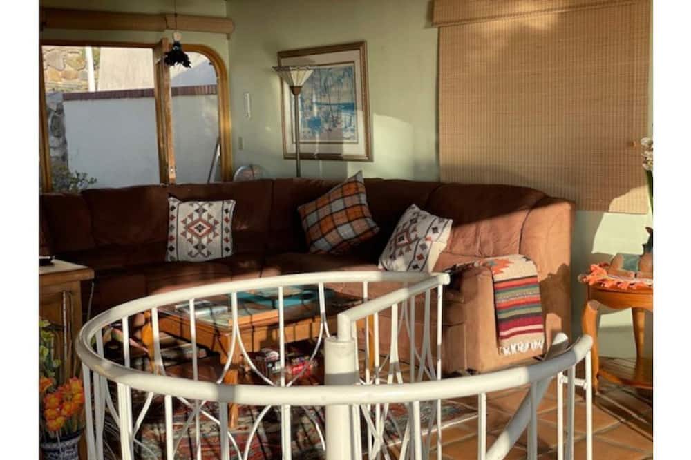 Photo of Livingroom in La Fonda