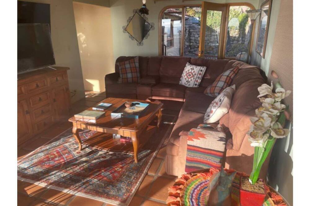 Photo of Livingroom in La Fonda