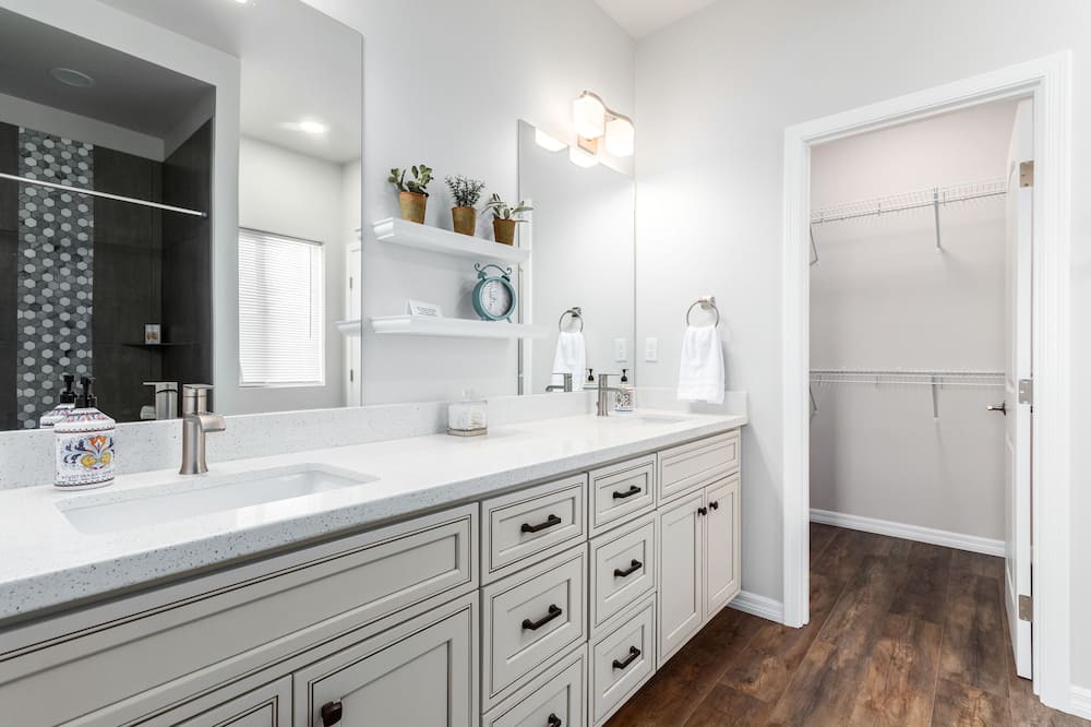 Photo of Bathroom in Queen Valley