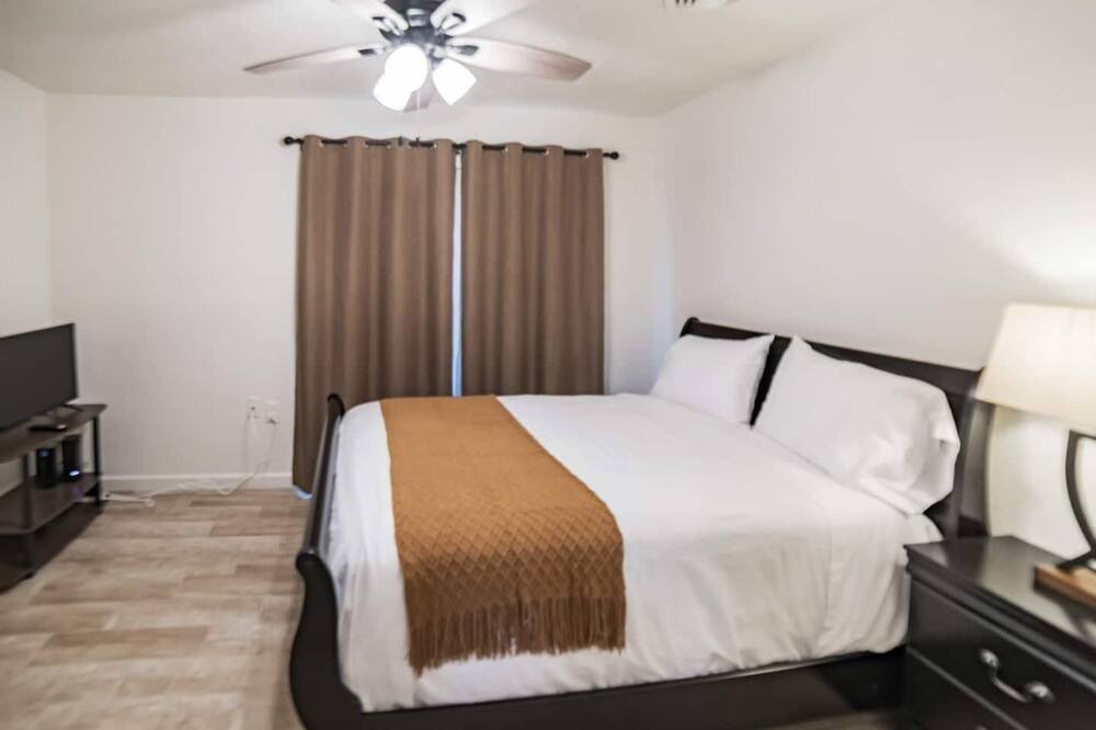 Photo of Bedroom in Yuma