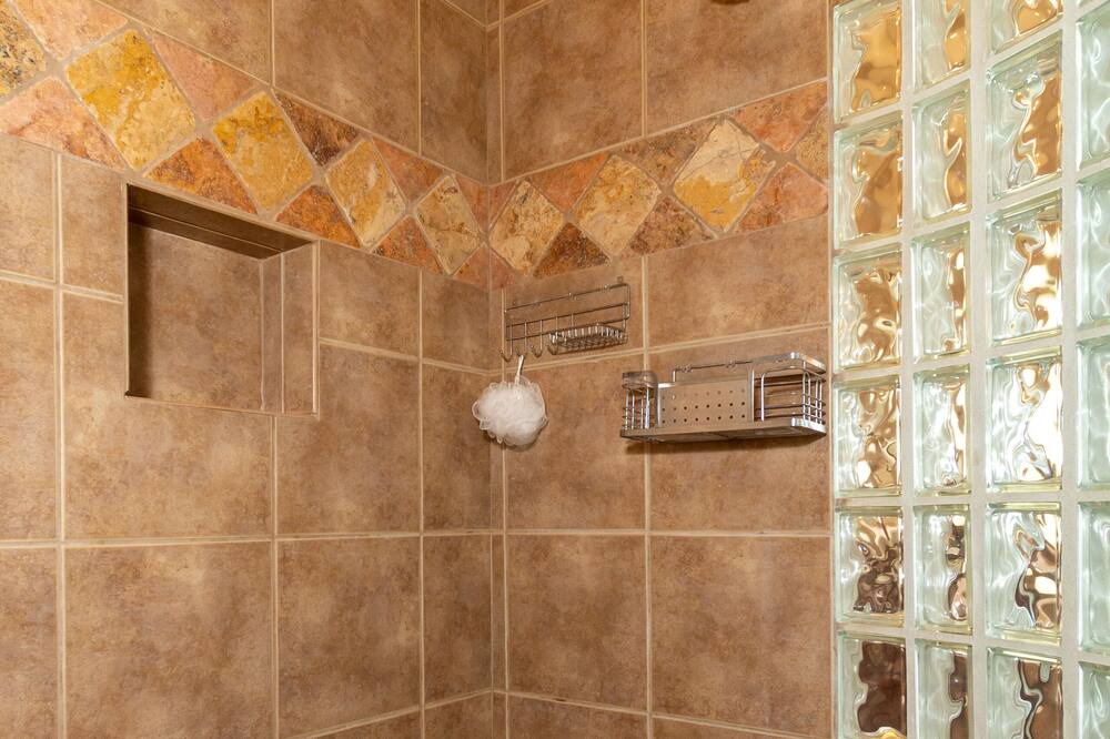 Photo of Bathroom in Dove Mountain