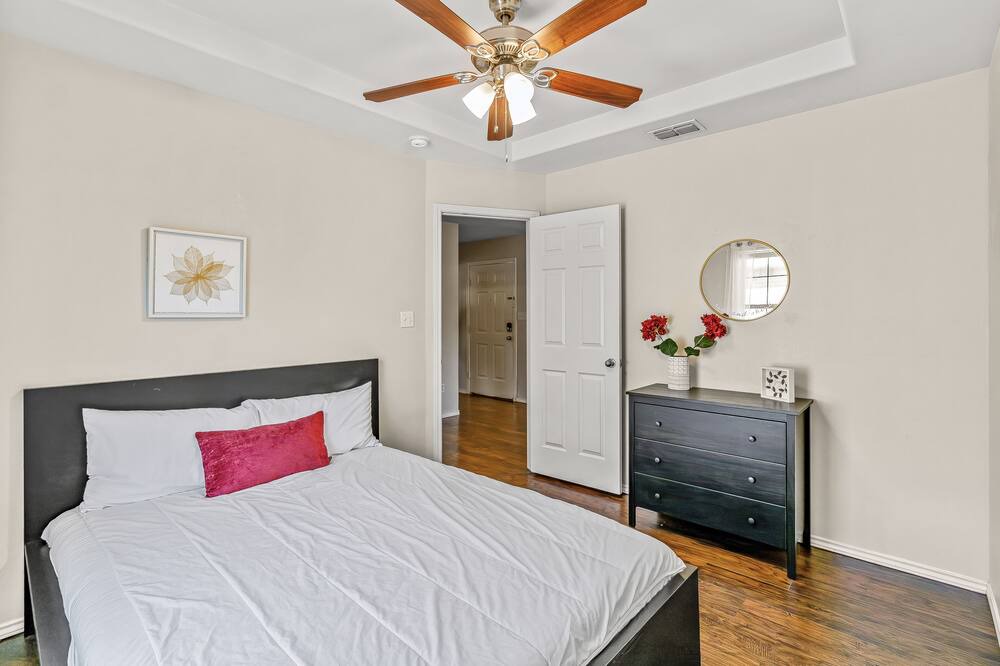 Photo of Bedroom in Mission