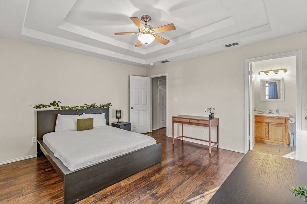 Photo of Bedroom in Mission