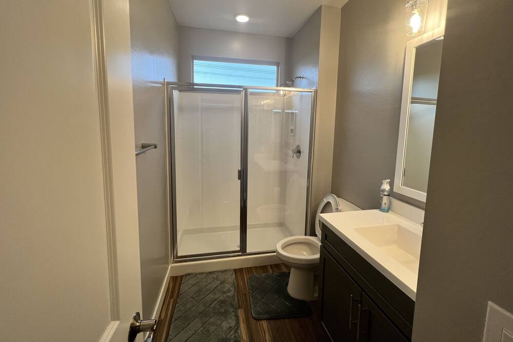 Photo of Bathroom in Maryvale