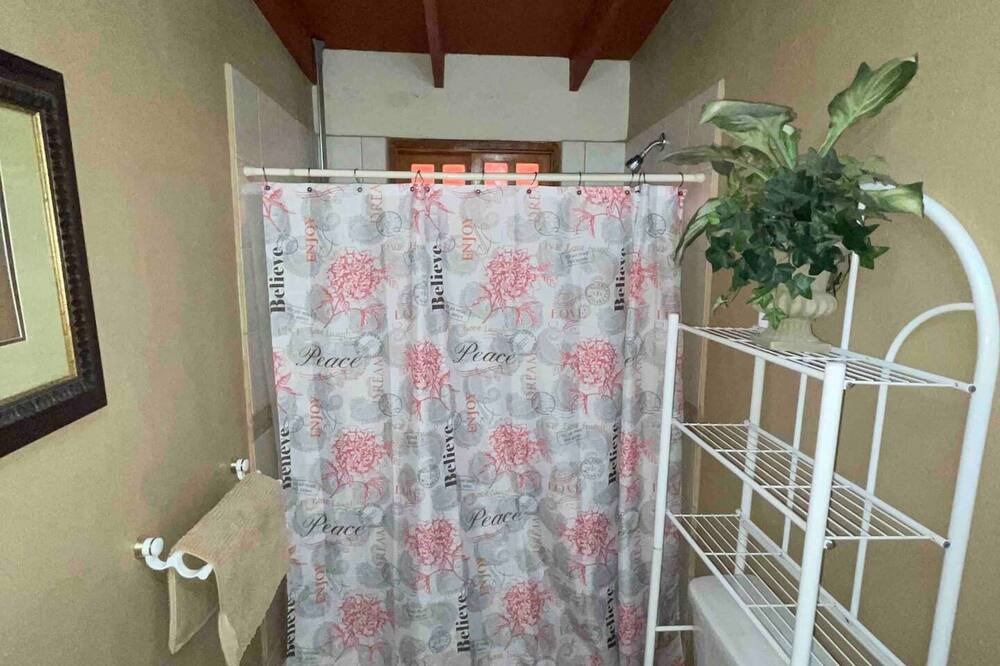 Photo of Bathroom in Ensenada