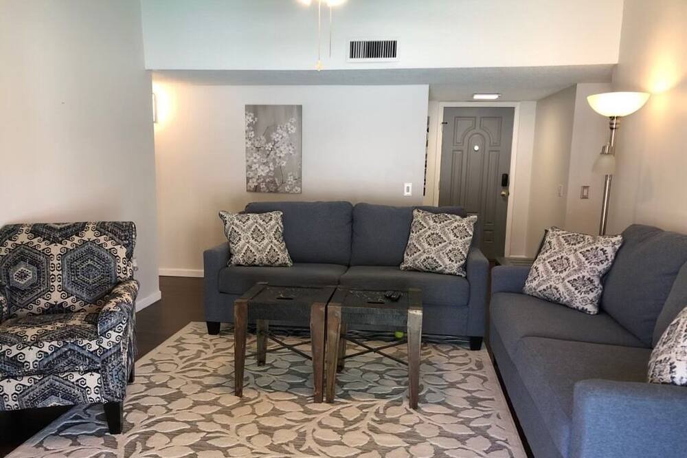 Photo of Livingroom in North Mountain
