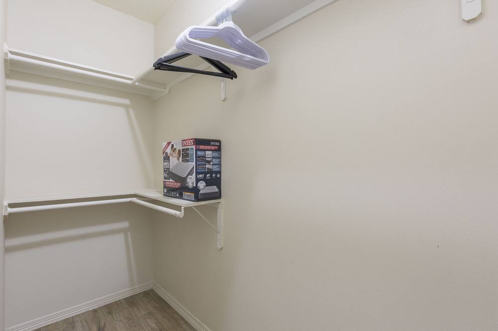 Photo of Bedroom in Edinburg