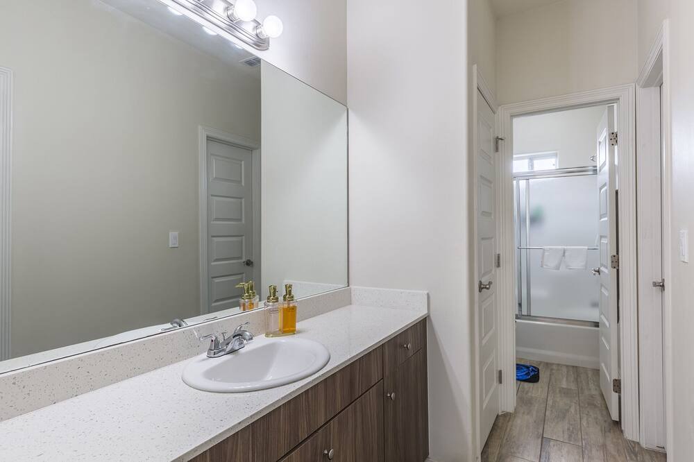 Photo of Bathroom in Edinburg