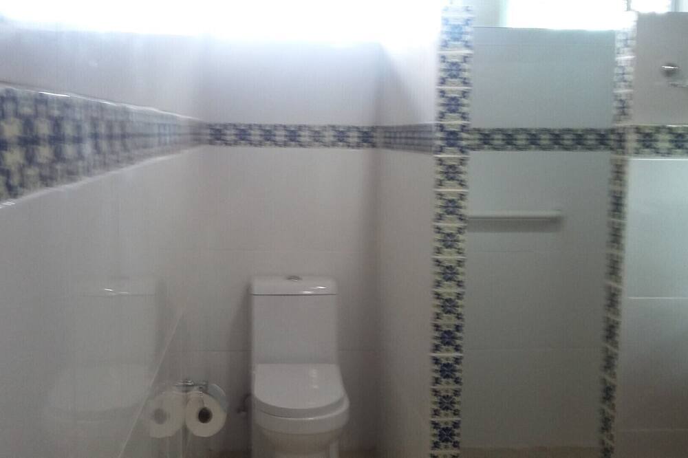 Photo of Bathroom in Ixtlahuacan de los Membrillos