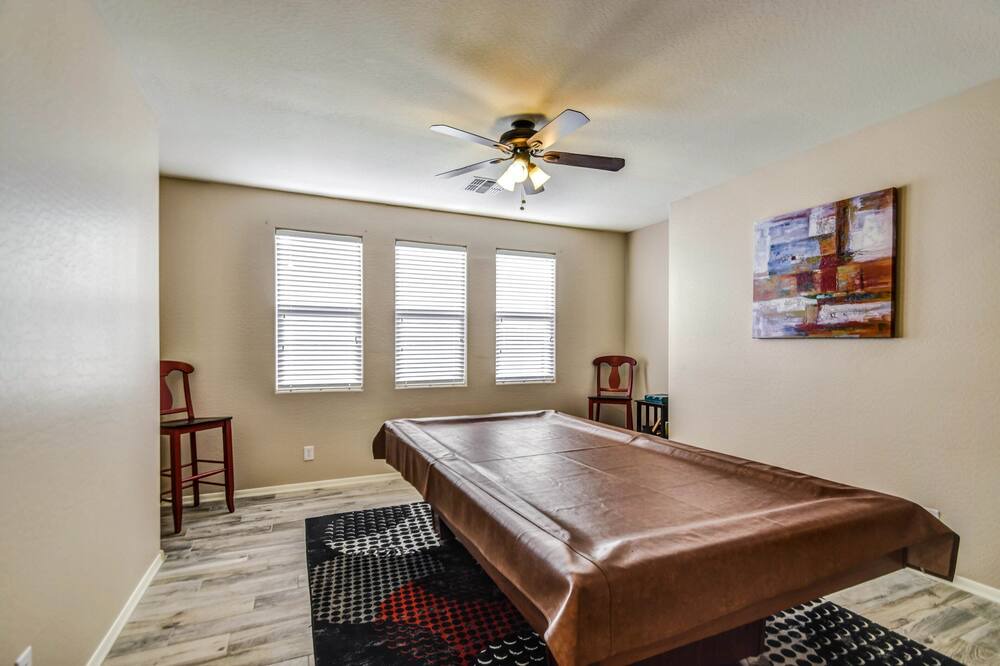 Photo of Bedroom in Montecito in Estrella
