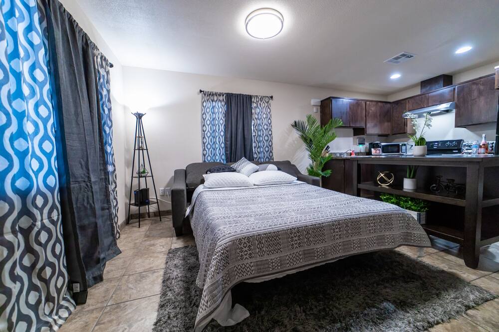 Photo of Bedroom in Yuma