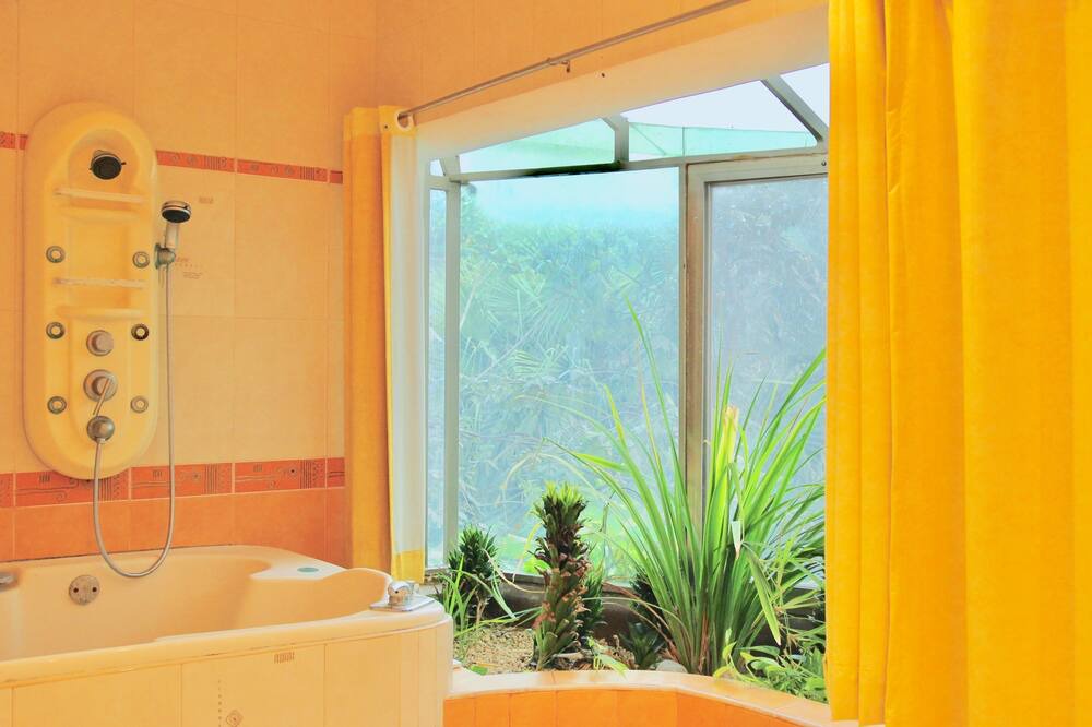 Photo of Bathroom in Cancun