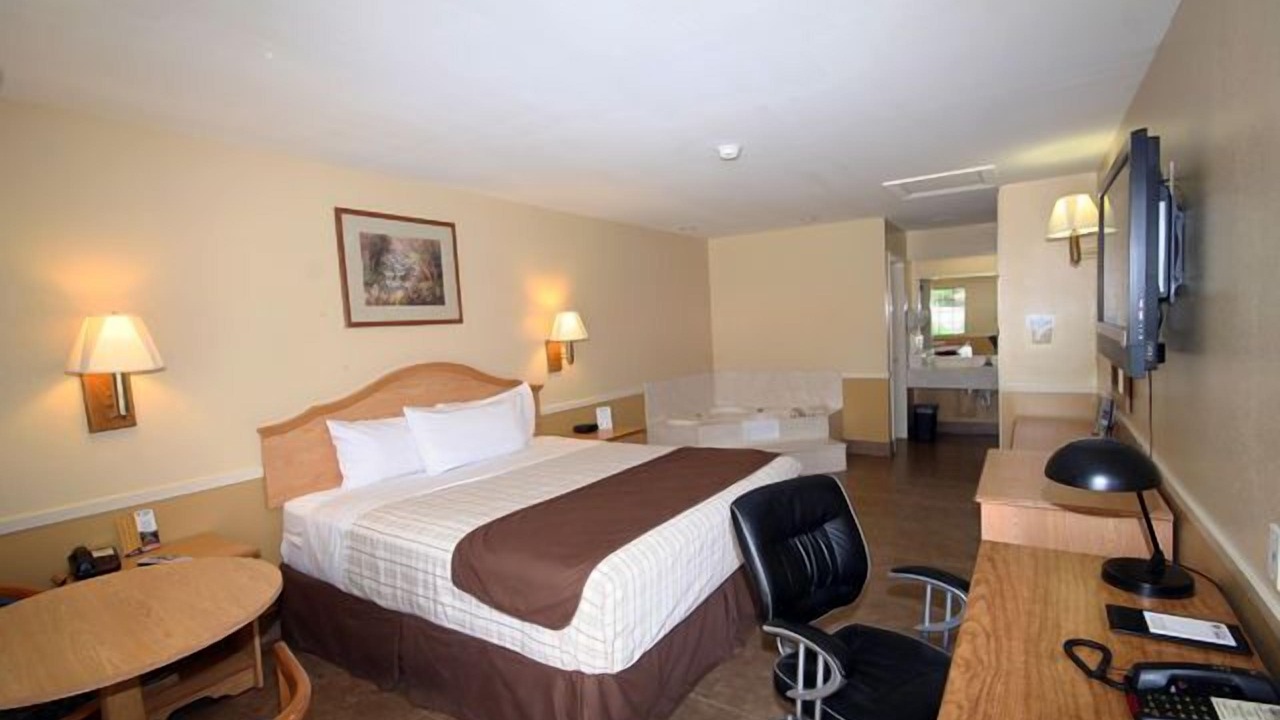 Photo of Bedroom in Edinburg