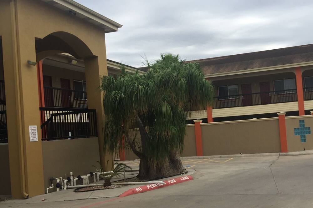 Photo of Outdoor in Edinburg
