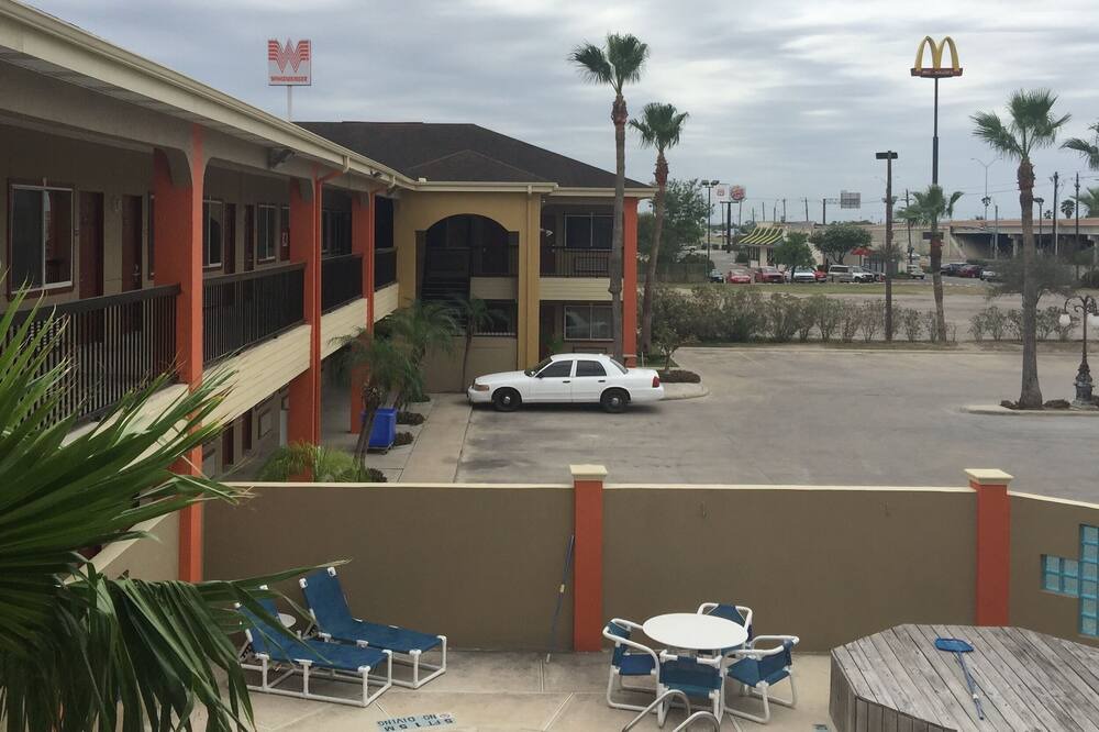 Photo of Outdoor in Edinburg