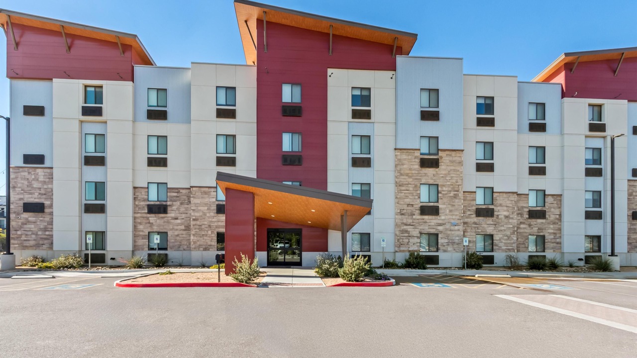 Photo of Outdoor in Avondale