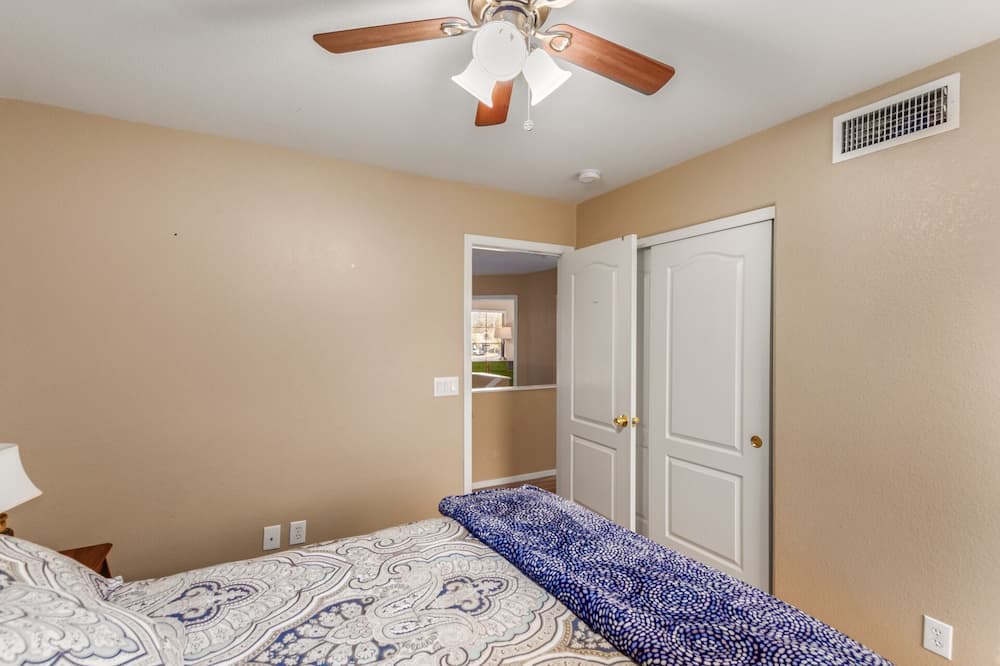 Photo of Bedroom in Gilbert Ranch