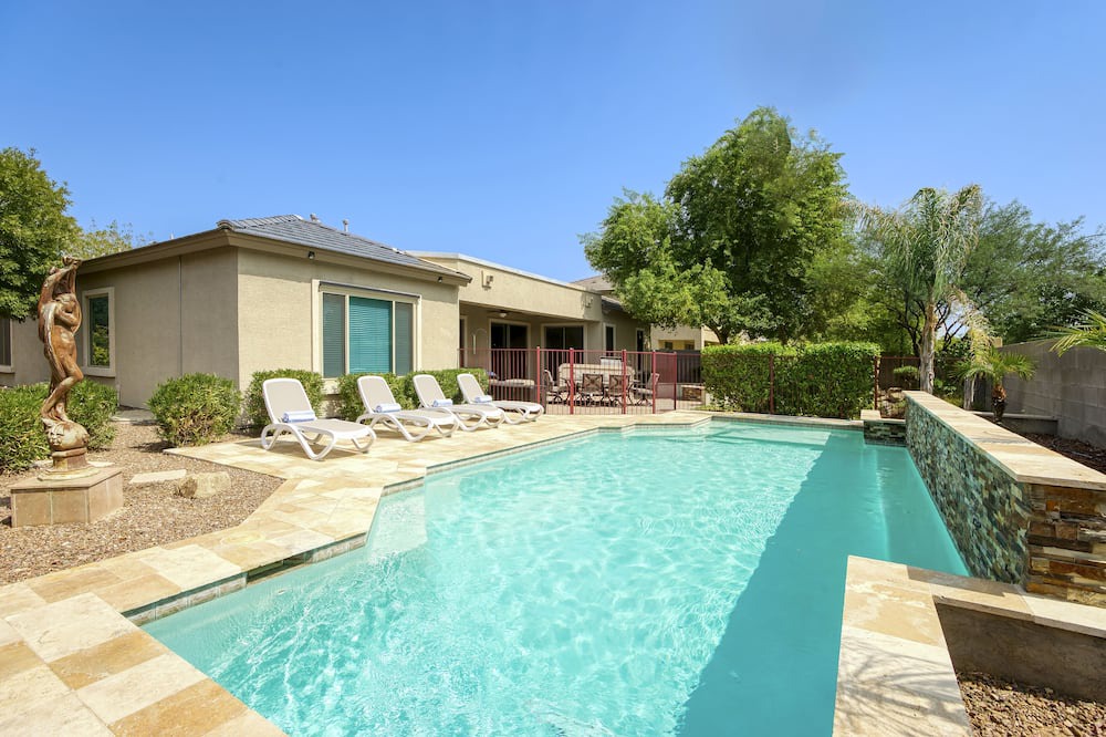 Photo of Outdoor in Rovey Farm Estates