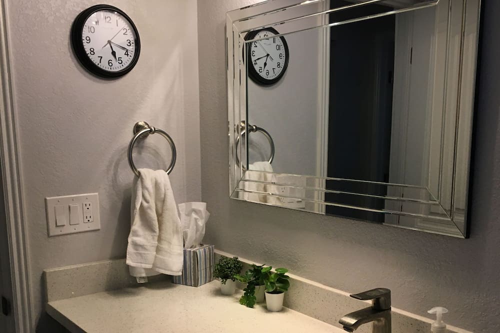 Photo of Bathroom in Coronado
