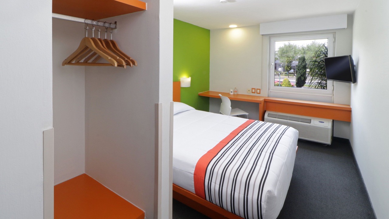 Photo of Bedroom in Tlaquepaque
