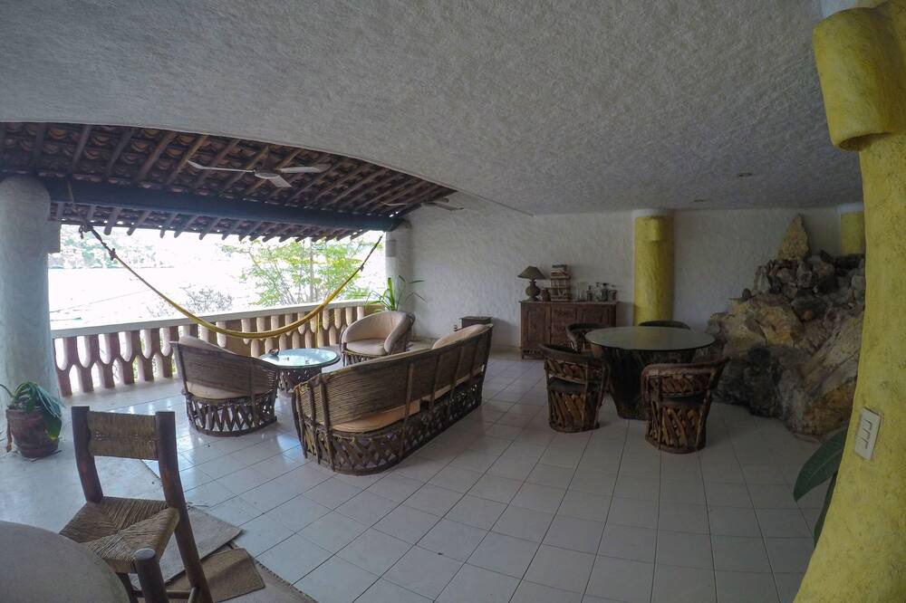 Photo of Patio Balcony in Almacen
