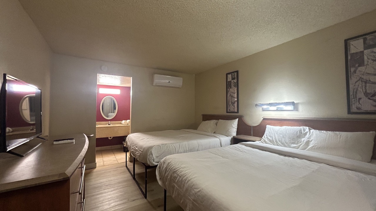 Photo of Bedroom in Eloy