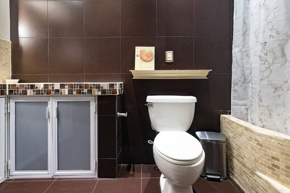 Photo of Bathroom in Lazaro Cardenas