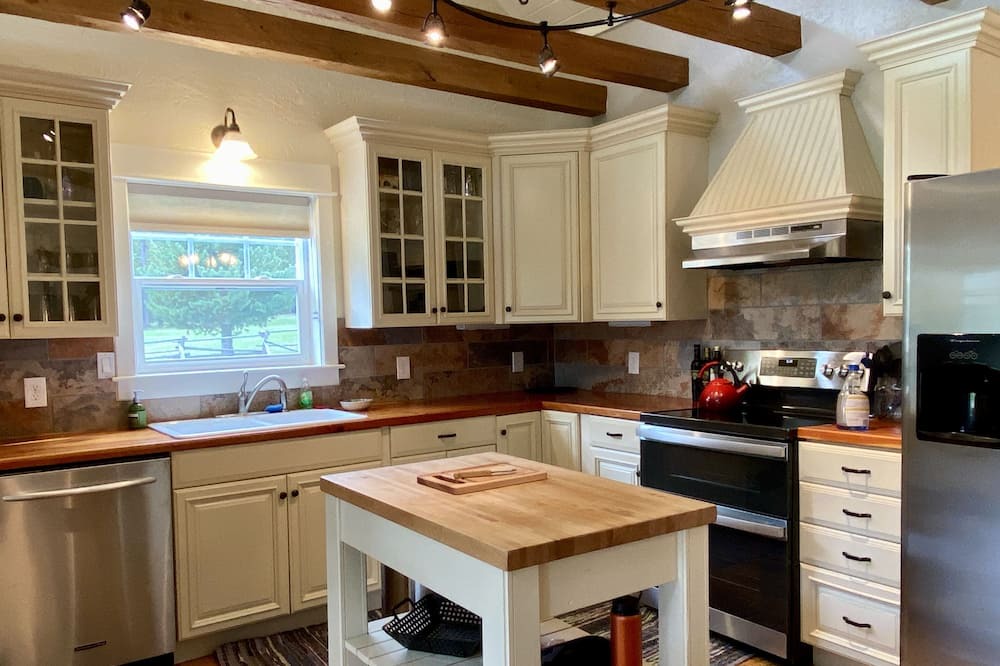Photo of Kitchen in Thompson Falls
