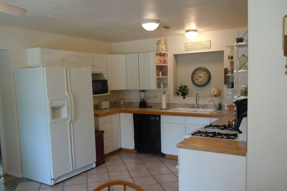 Photo of Kitchen in Oracle